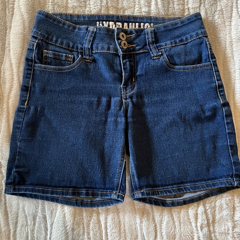 Hydraulic Jean Short